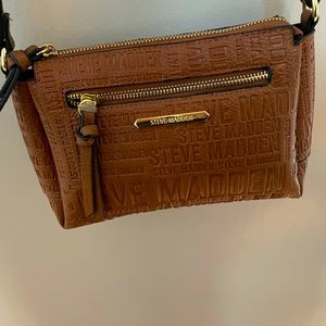 Steve Madden crossbody purse in brown. Brand new, no tags